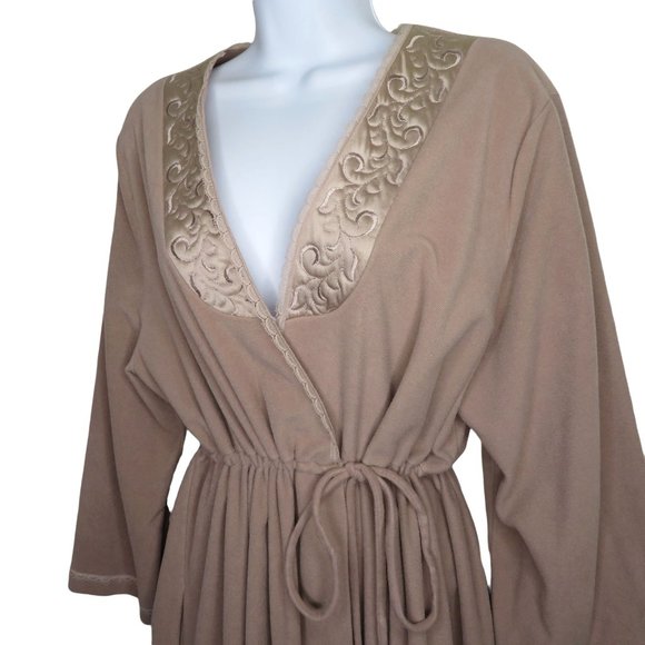 Vintage 70s Full Length Bath Robe M Brown Quilted Neckline Tie Waist USA Made - Picture 5 of 12
